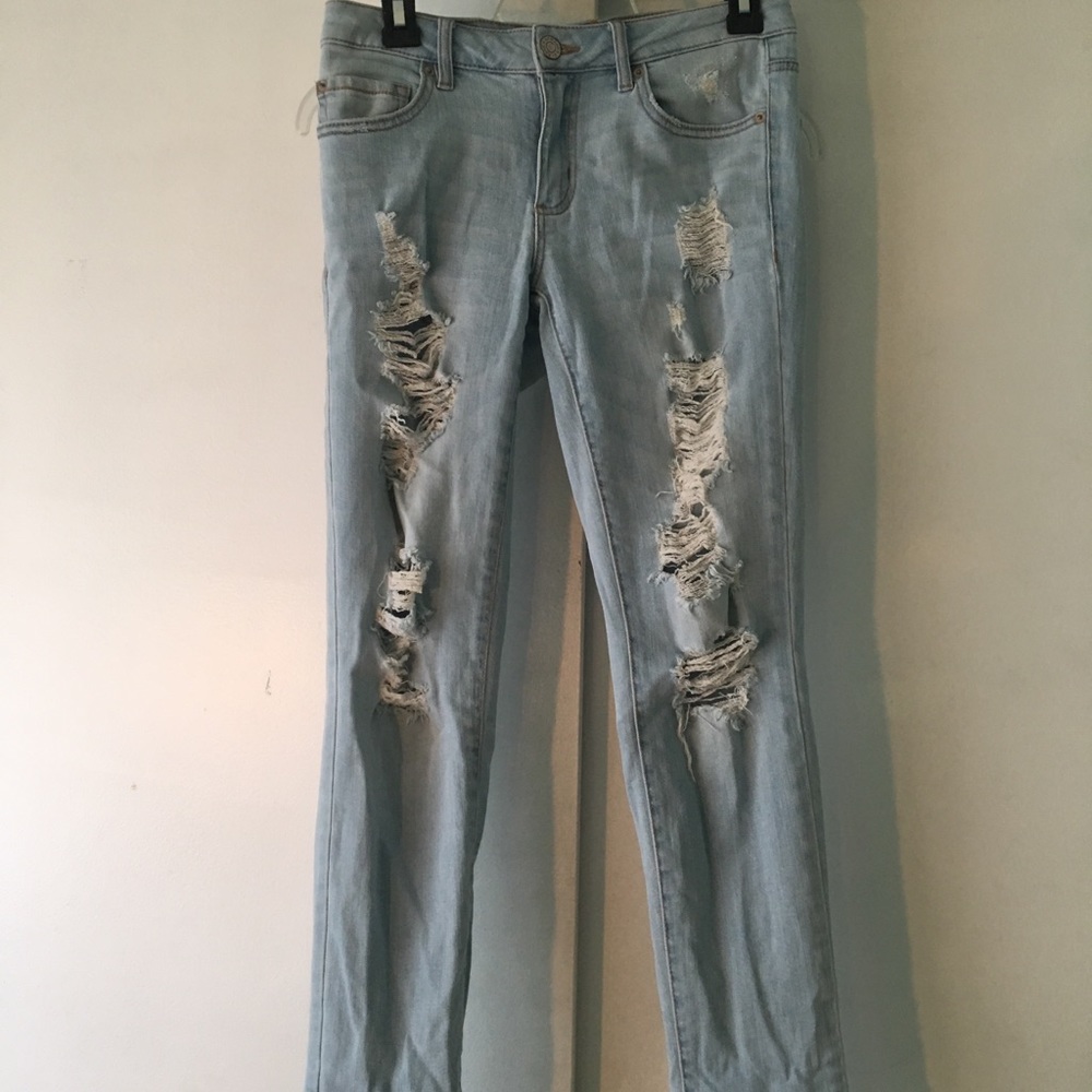 Light blue ripped jeans.